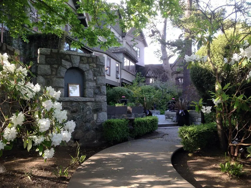 English Inn Esquimalt 3*,  Canada