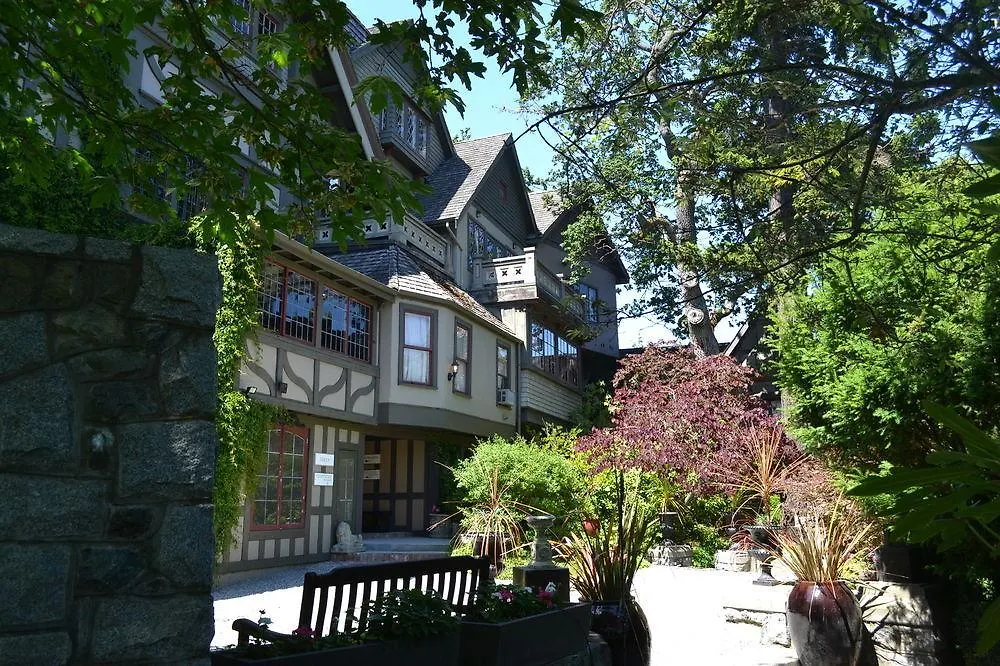 English Inn Esquimalt