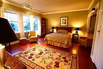 Hotel English Inn Esquimalt