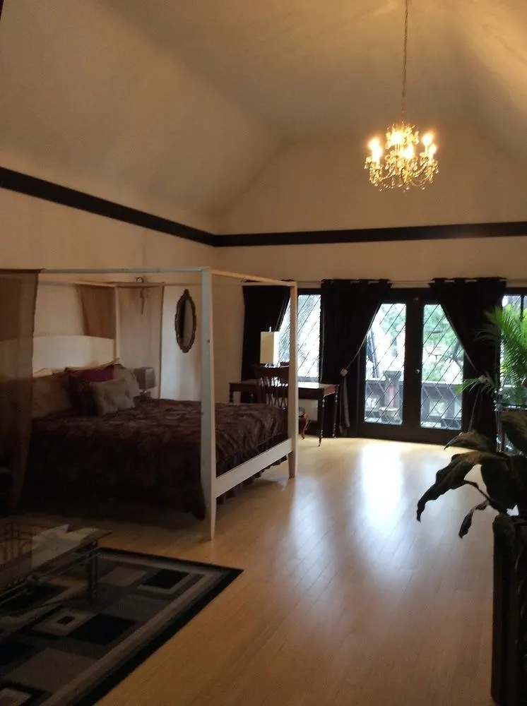 English Inn Esquimalt 3*,  Canada