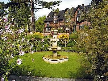English Inn Esquimalt 3*,